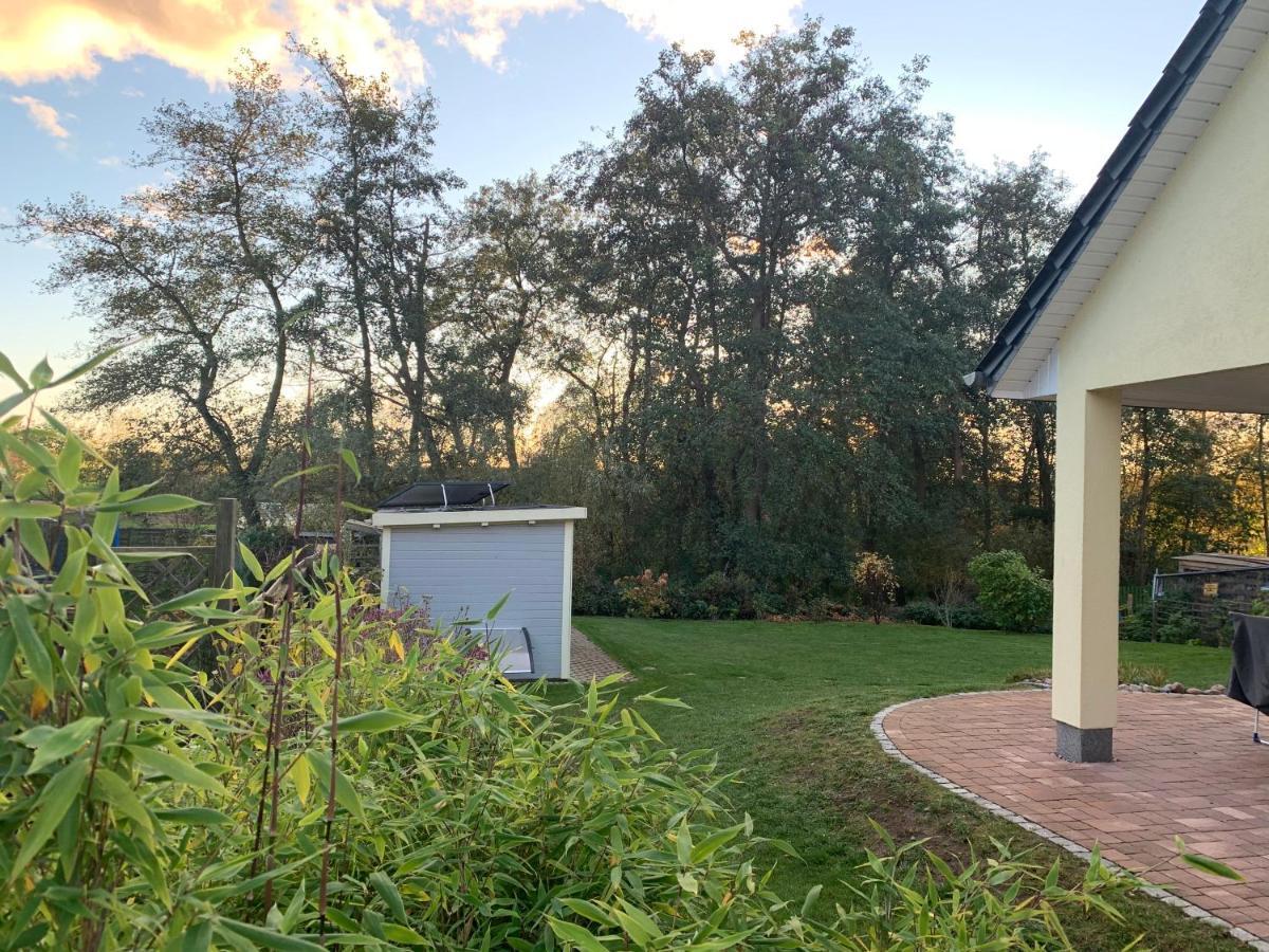 Ferienhaus Ellernblick Mit Sauna Steffenshagen Ngoại thất bức ảnh